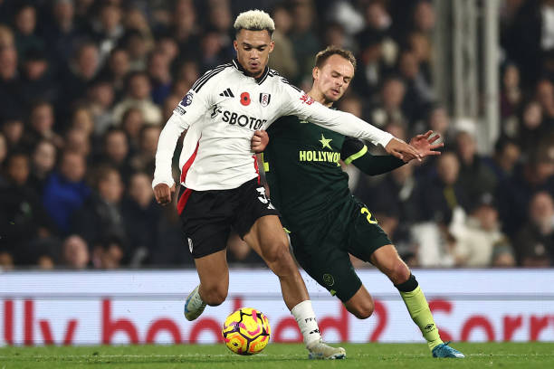 展现了何为 展现了何为