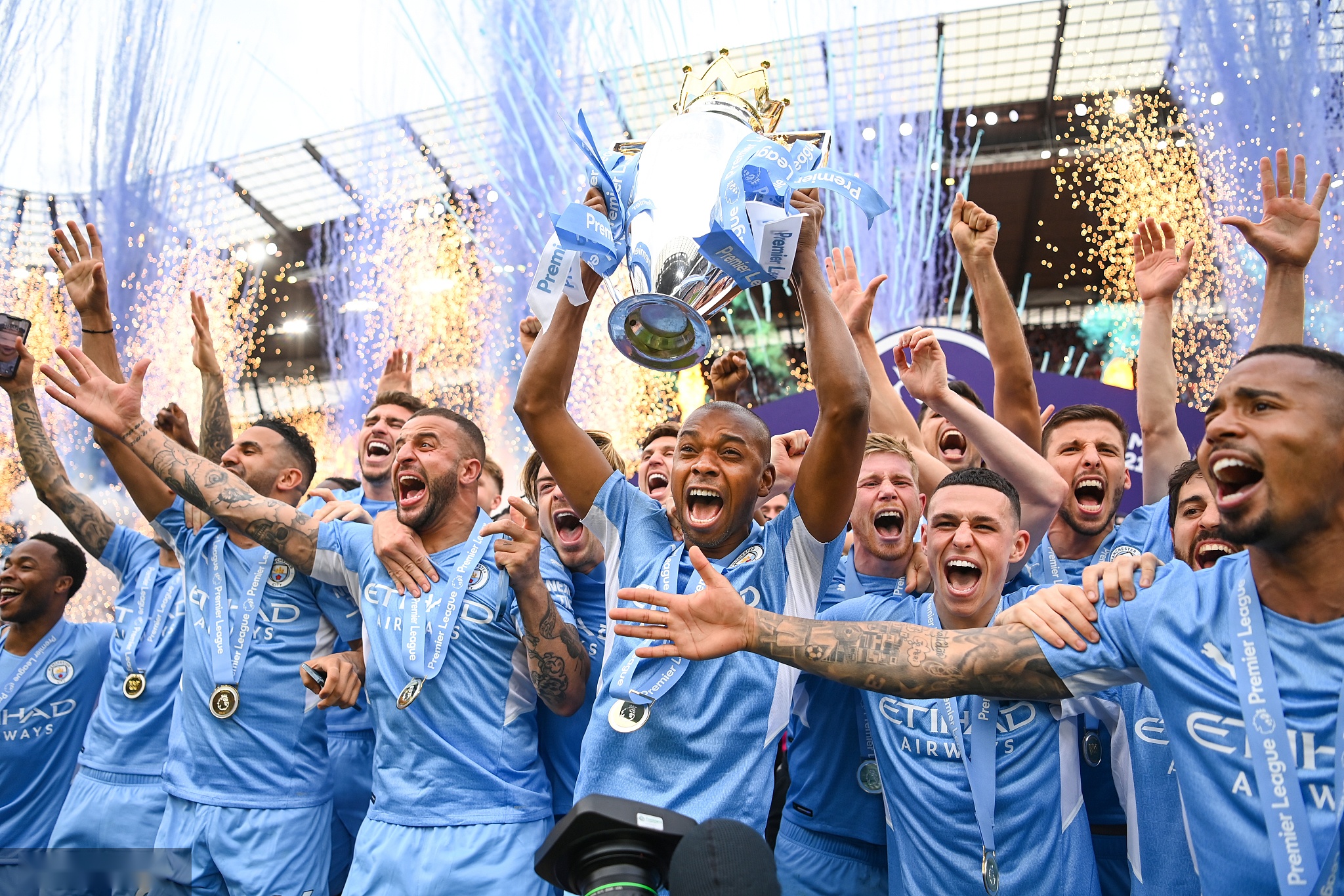 显得并不活 显得并不活