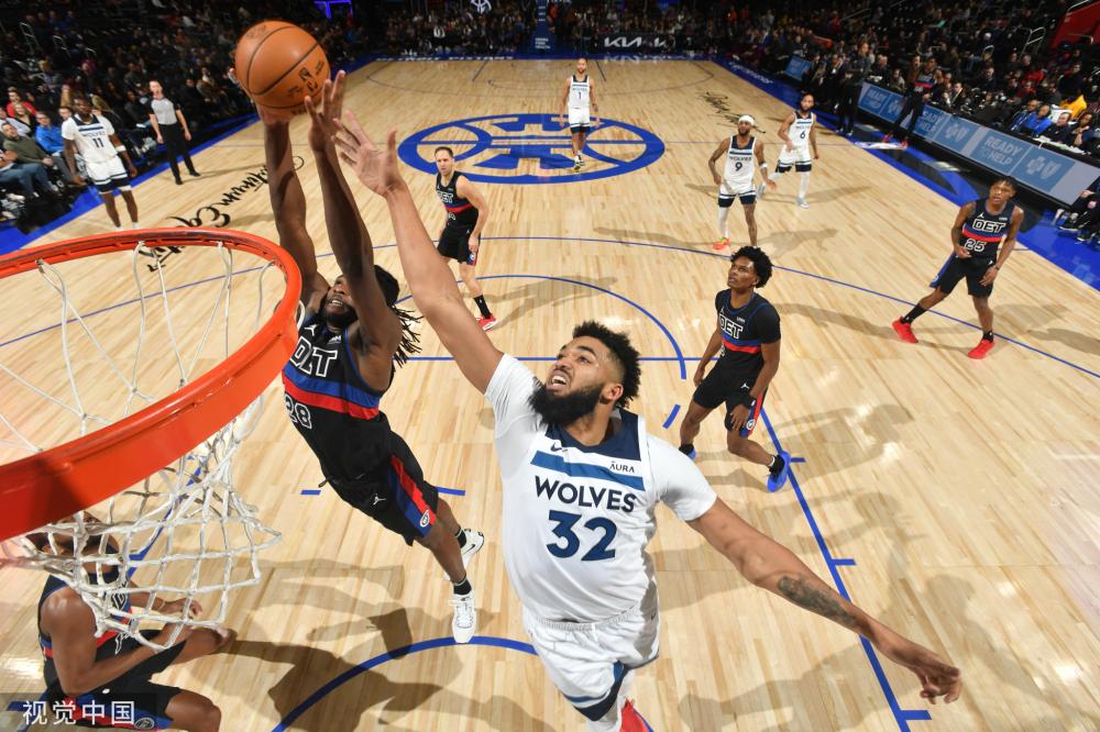 够的想象空 够的想象空